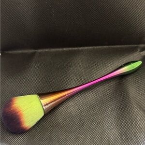 Multicolor brush